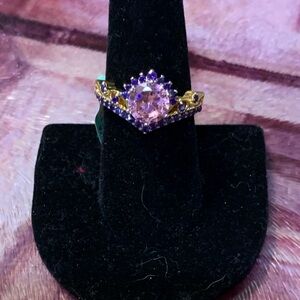 14 kt  SWAROVSKI Lavish Gold and Purple Gemstone Ring